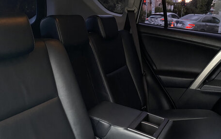 Toyota RAV4, 2013 год, 2 100 000 рублей, 10 фотография