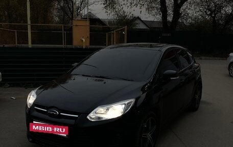 Ford Focus III, 2013 год, 850 000 рублей, 2 фотография
