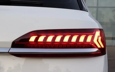 Audi Q7, 2022 год, 8 800 000 рублей, 9 фотография