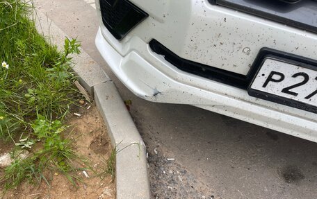 Toyota Land Cruiser Prado 150 рестайлинг 2, 2021 год, 5 300 000 рублей, 7 фотография