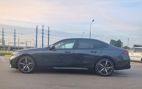 BMW 5 серия, 2023 год, 6 450 000 рублей, 6 фотография