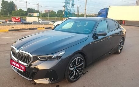BMW 5 серия, 2023 год, 6 450 000 рублей, 14 фотография