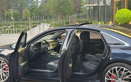 Audi A8, 2022 год, 10 000 000 рублей, 10 фотография
