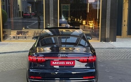 Audi A8, 2022 год, 10 000 000 рублей, 8 фотография