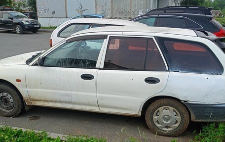 Mitsubishi Libero I рестайлинг, 2000 год, 100 000 рублей, 4 фотография