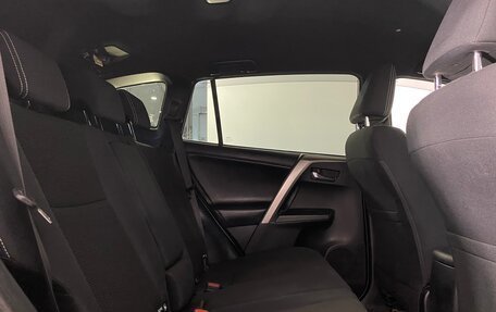 Toyota RAV4, 2019 год, 2 799 000 рублей, 21 фотография