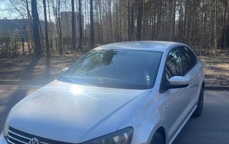 Volkswagen Polo VI (EU Market), 2016 год, 950 000 рублей, 13 фотография