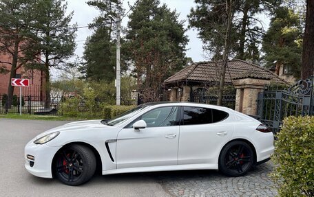 Porsche Panamera II рестайлинг, 2010 год, 2 000 000 рублей, 5 фотография