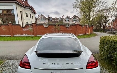 Porsche Panamera II рестайлинг, 2010 год, 2 000 000 рублей, 2 фотография