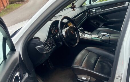 Porsche Panamera II рестайлинг, 2010 год, 2 000 000 рублей, 7 фотография