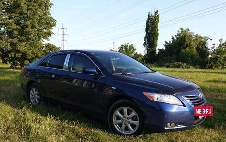 Toyota Camry, 2008 год, 1 350 000 рублей, 2 фотография