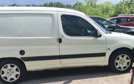 Peugeot Partner II рестайлинг 2, 2011 год, 299 000 рублей, 2 фотография