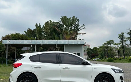 Ford Focus IV, 2022 год, 1 250 000 рублей, 9 фотография