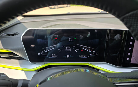 Geely Coolray I, 2023 год, 1 900 000 рублей, 18 фотография