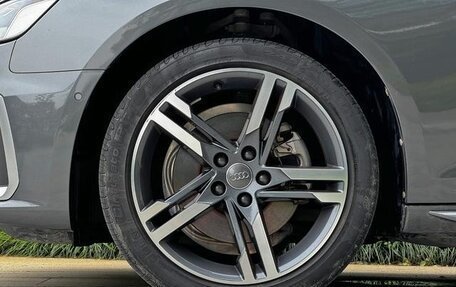 Audi A4, 2022 год, 2 640 000 рублей, 7 фотография