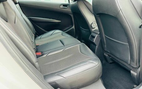 Peugeot 308 II, 2011 год, 395 000 рублей, 13 фотография
