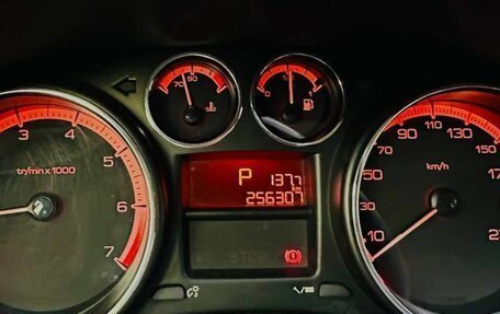 Peugeot 308 II, 2011 год, 395 000 рублей, 16 фотография