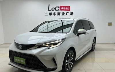 Toyota Granvia, 2024 год, 4 995 000 рублей, 1 фотография