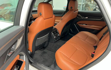 Jaguar XF II, 2024 год, 5 159 000 рублей, 4 фотография