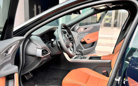 Jaguar XE I рестайлинг, 2024 год, 3 205 000 рублей, 4 фотография
