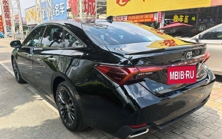 Toyota Avalon, 2022 год, 2 793 000 рублей, 2 фотография