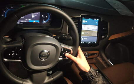 Volvo XC90 II рестайлинг, 2024 год, 7 002 000 рублей, 4 фотография