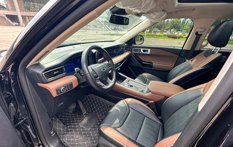 Ford Explorer VI, 2024 год, 5 870 000 рублей, 3 фотография