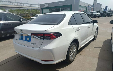 Toyota Corolla, 2024 год, 1 750 000 рублей, 2 фотография