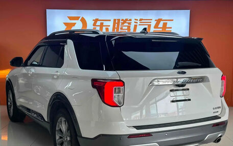 Ford Explorer VI, 2022 год, 3 060 000 рублей, 2 фотография