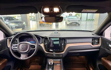 Volvo XC60 II, 2022 год, 3 728 000 рублей, 4 фотография