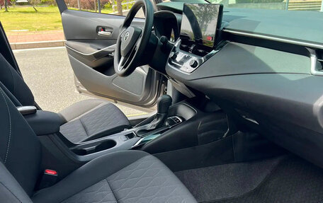 Toyota Corolla, 2024 год, 2 095 000 рублей, 3 фотография