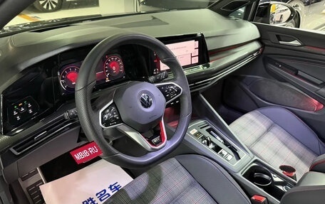 Volkswagen Golf GTI, 2024 год, 3 620 000 рублей, 3 фотография