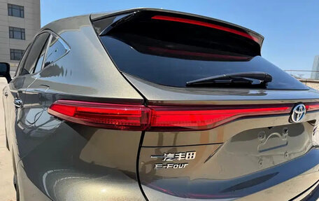 Toyota Harrier, 2022 год, 3 500 333 рублей, 21 фотография