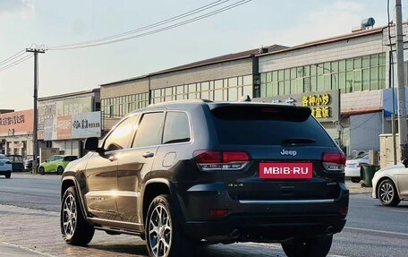 Jeep Grand Cherokee, 2022 год, 4 021 000 рублей, 2 фотография