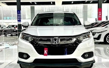 Honda Vezel, 2021 год, 1 300 000 рублей, 1 фотография