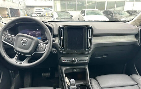 Volvo XC40 I, 2024 год, 3 470 000 рублей, 4 фотография