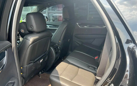 Cadillac XT5 I рестайлинг, 2024 год, 3 768 000 рублей, 5 фотография