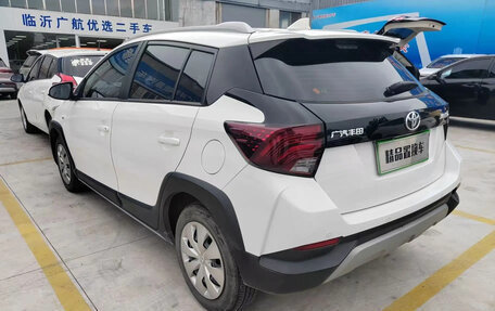 Toyota Yaris XP150 рестайлинг, 2022 год, 1 252 000 рублей, 2 фотография