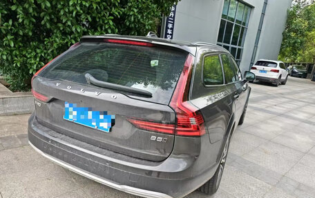 Volvo V90 Cross Country I рестайлинг, 2024 год, 4 989 000 рублей, 2 фотография