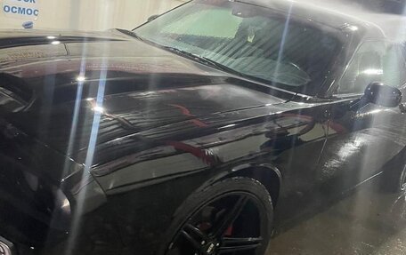 Dodge Challenger III рестайлинг 2, 2014 год, 1 300 000 рублей, 4 фотография