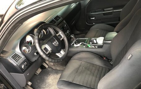 Dodge Challenger III рестайлинг 2, 2014 год, 1 300 000 рублей, 23 фотография