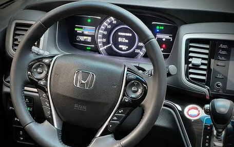 Honda Odyssey IV, 2020 год, 2 500 000 рублей, 8 фотография