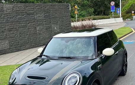 MINI Hatch, 2023 год, 3 300 333 рублей, 2 фотография