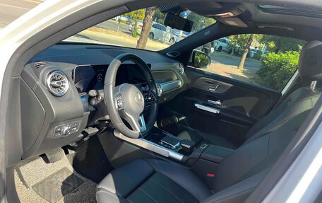 Mercedes-Benz GLB, 2022 год, 2 607 000 рублей, 3 фотография