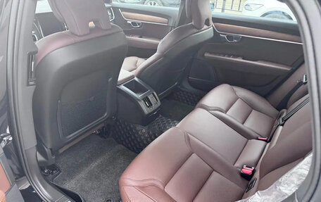 Volvo S90 II рестайлинг, 2024 год, 4 275 000 рублей, 5 фотография