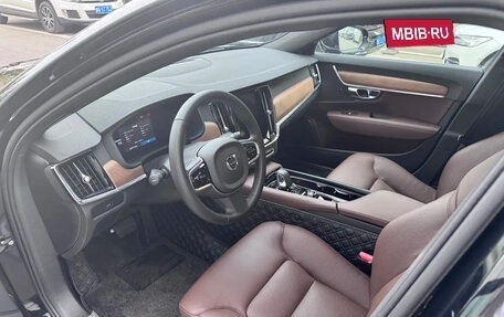 Volvo S90 II рестайлинг, 2024 год, 4 275 000 рублей, 3 фотография