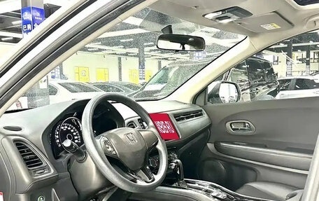 Honda Vezel, 2021 год, 1 300 000 рублей, 8 фотография