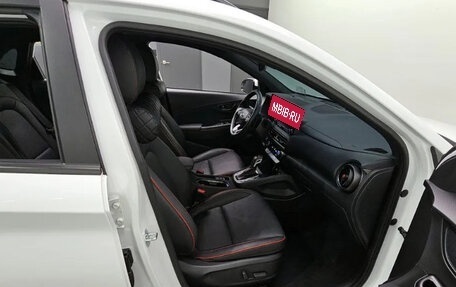 Hyundai Kona I, 2020 год, 2 200 000 рублей, 10 фотография