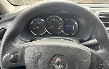 Renault Logan II, 2016 год, 850 000 рублей, 5 фотография