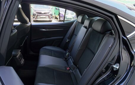 Toyota Camry, 2025 год, 4 290 000 рублей, 9 фотография